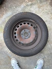 4 gomme con cerchio 195/65 r15 4 stagioni