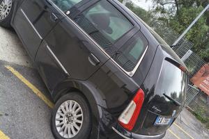 Lancia musa 1.4 benzina gpl