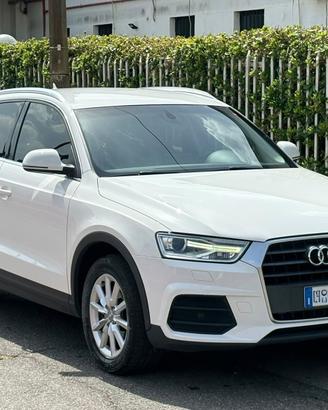 Audi Q3 2.0 TDI 150 CV quattro S tronic line Editi