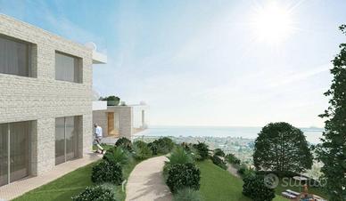 Appartamento di 147 m² con 4 locali e box auto a T