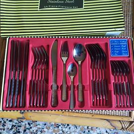 Servizio di posate vintage da 6 in acciaio nuovo