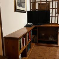Libreria in legno massello
