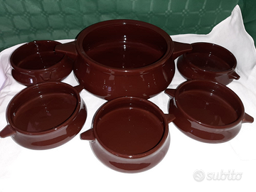 Set ciotole in terracotta più zuppiera