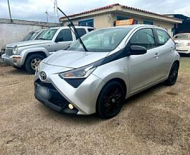 Toyota Aygo 1.0 VVT-i 72 CV 5 porte x-cool