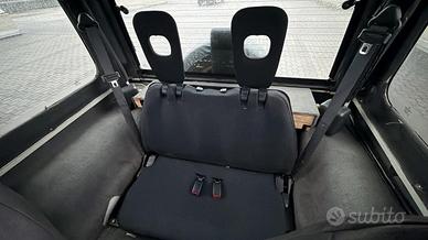 Sedile posteriore reclinabile