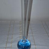 Vaso trasparente e azzurro