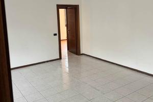2 CAMERE DOPPIE + TERRAZZO, 2 BAGNI e GARAGE
