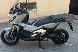 XADV-750