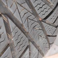  4 gomme invernali 