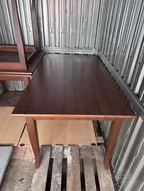 Tavoli e sedie da ristorante