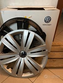 Due Copricerchi Volkswagen Caddy da 16” originali