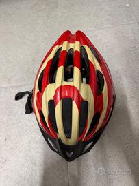 Casco per monopattino o bicicletta