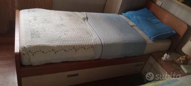 Letto singolo con cassettone e rete