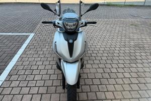 Piaggio Beverly 400 hpe S 2021