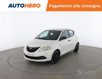 LANCIA Ypsilon EM03109