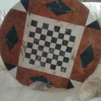 dama. in marmo
