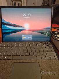 Surface Pro 8 ram 8 gb ssd 1 terabyte + accessori