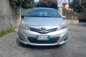 TOYOTA YARIS D-4D 2012 EURO 5B DA RIORDINARE 