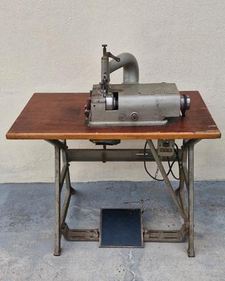 Scagliatrice industriale Necchi per pelle e cuoio