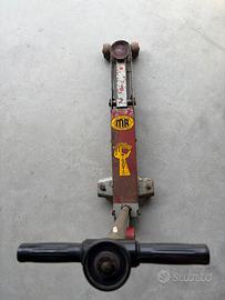 Sollevatore Idraulico Auto