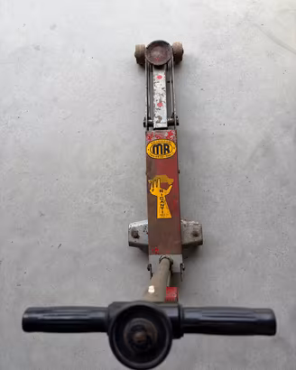 Sollevatore Idraulico Auto