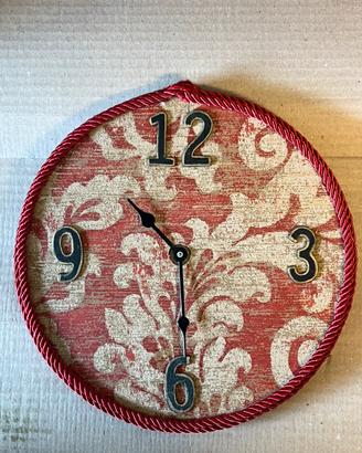 Orologio realizzato a mano,toni del rosso