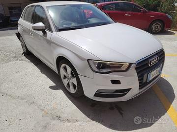Audi a3 tdi 1.6 dsg / sinistrata / incidentata