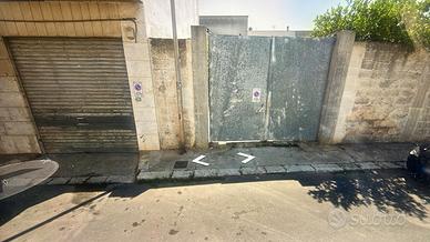 Terreno edificabile e locale attiguo