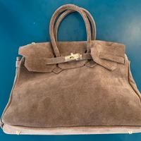 Borsa in pelle scamosciata in stile Birkin