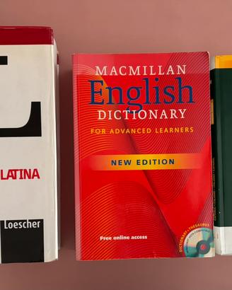 Dizionari: latino, inglese e spagnolo