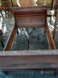 Letto a barca da restaurare