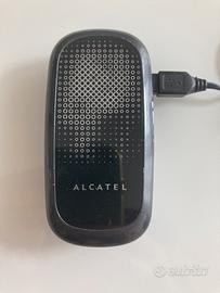 Cellulare Alcatel OT 223 con caricabatterie