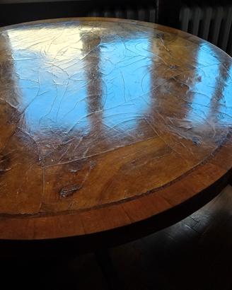 TAVOLO  TONDO RADICA DI NOCE.+4 sedie anni 60