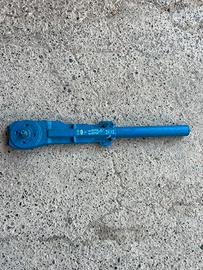 Braccio di chiusura porte