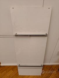 Mensole Ikea con appendiabito frontale