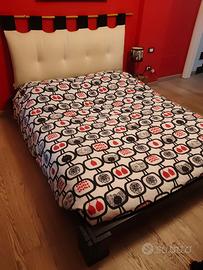 Letto matrimoniale tipo futon