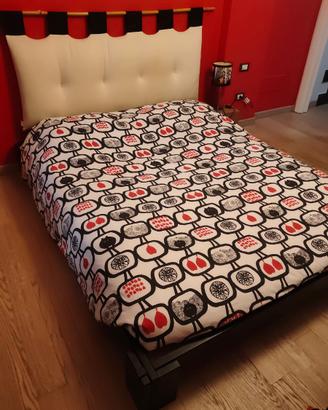 Letto matrimoniale tipo futon