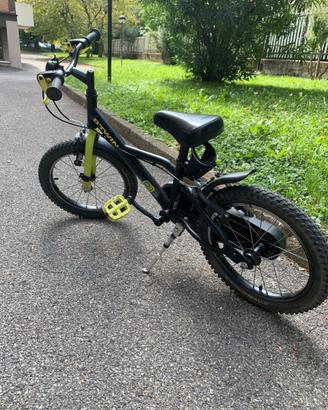 Bicicletta per bimbo B Twin 16 pollici
