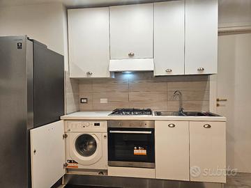 cucina completa 1.80 x  60 di elettrodomestici