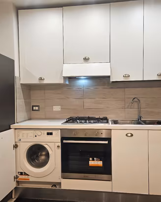 cucina completa 1.80 x  60 di elettrodomestici