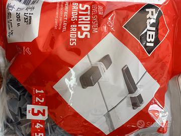 livellanti autolivellanti per piastrelle 