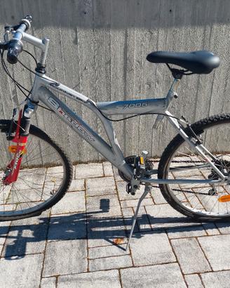Mountain  Bike Shadow - telaio alluminio 7005 