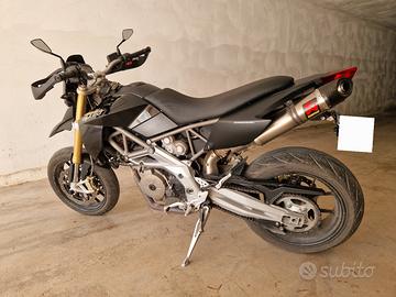 aprilia dorsoduro 750