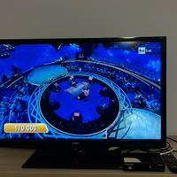 TV SABA 32” con Decoder UNITED