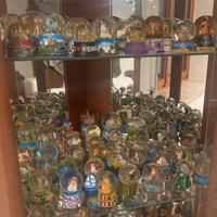 palline di vetro con la neve