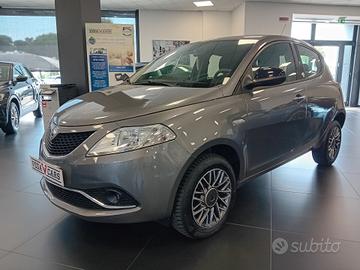Lancia Ypsilon 0.9 TwinAir 85 CV 5 porte Metano Ec