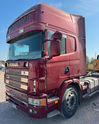 Scania 144 530
