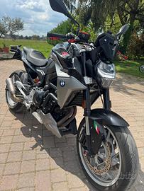 BMW F900R black ed. Full
