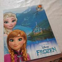 Pigiamino bimba Frozen in cotone e matite 