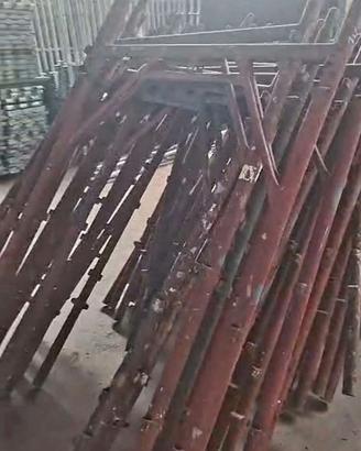 Ponteggio boccole Dalmine/Trb 515mq x 13 euro mq